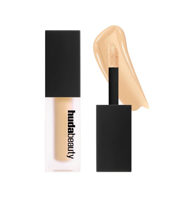 Huda Beauty - Mini #FauxFilter Luminous Matte Liquid Concealer *Preorder*