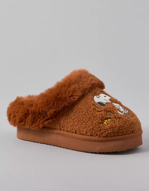 AE Snoopy Fall Scuff Slipper *Preorder*