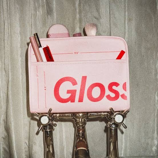 Glossier - The Beauty Bag *Preorder*